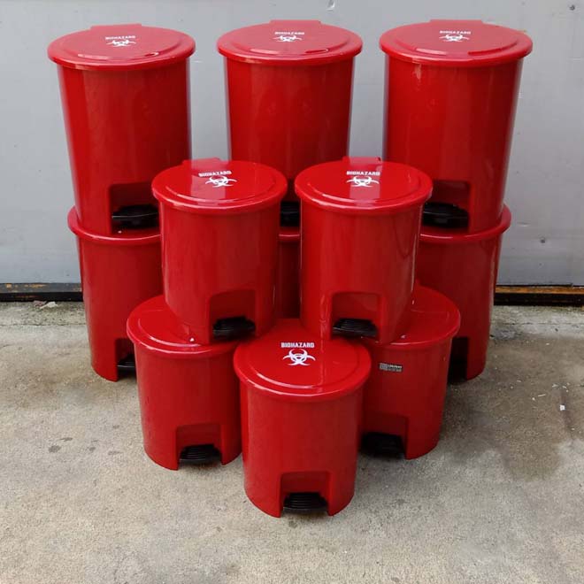 ถังขยะแบบเหยียบ สีแดง ถังขยะเท้าเหยียบ 12 ลิตร