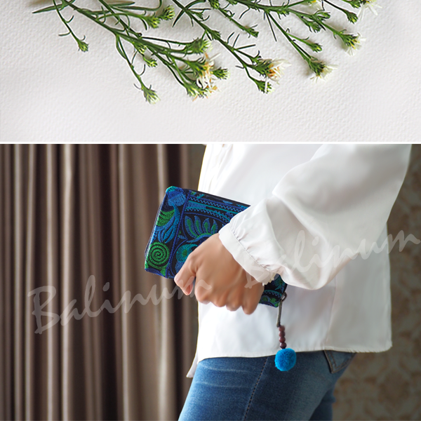 Unique Handmade Purse Wallet Bag by Thailand Hill Tribe กระเป๋าสตางค์แฮนด์เมดชาวเขา งานปัก บุผ้าสีดำด้านใน เป็นแบบซิปเปิดปิดใช้งานง่าย สามารถใส่เงิน เหรียญ แบงค์ บัตรเครดิต นามบัตร บัตรส่วนลดต่างๆ สมุดบัญชีธนาคารได้ มือถือ ฯลฯ ฟ้า เขียว ดำ (Blue, Green, Black)
