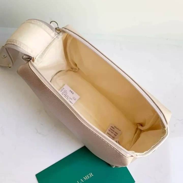 กระเป๋าเครื่องสำอาง La Mer Cosmetic Bag หูหิ้ว สีทอง