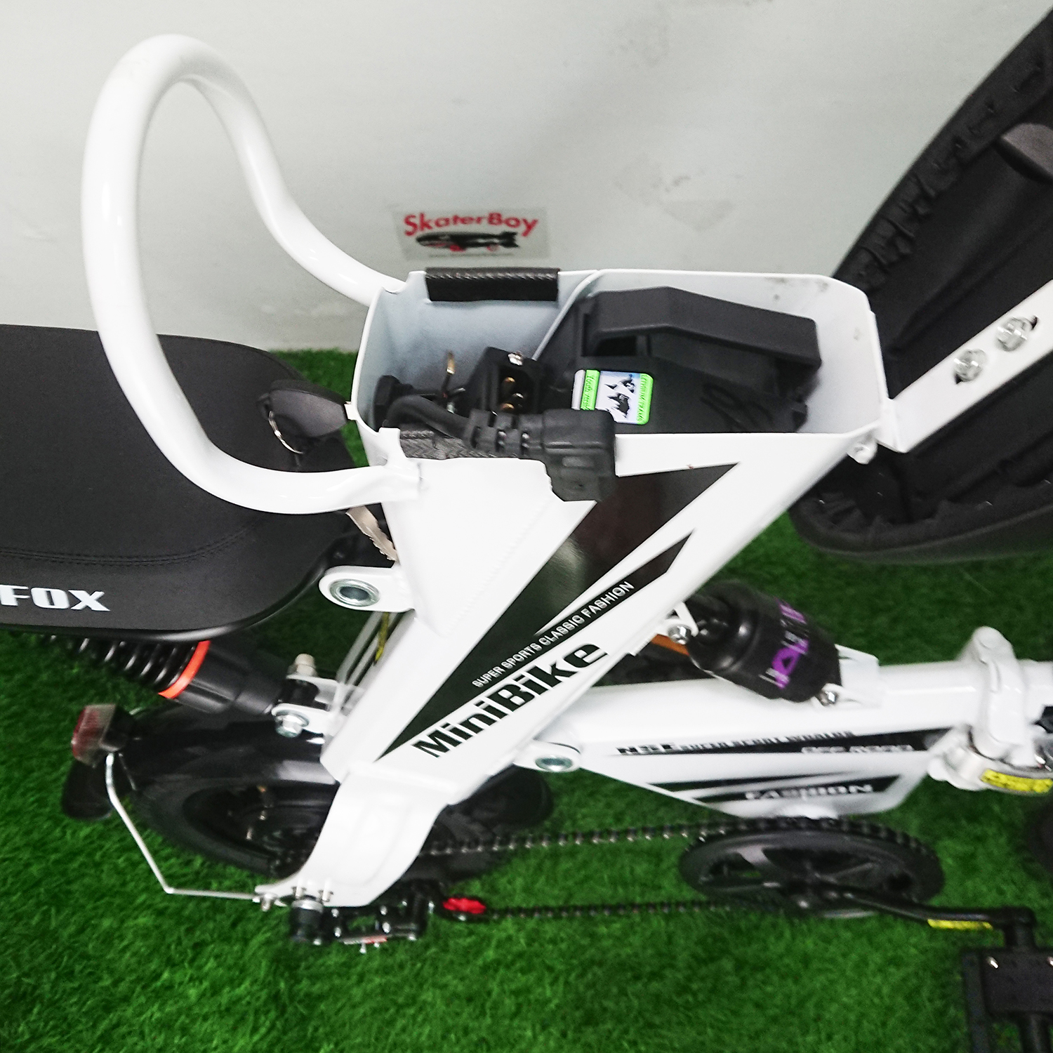 [0801] จักรยานไฟฟ้า รุ่น Mini 2ที่นั้ง พร้อมไฟเบรก แบต 48V รับประกัน6เดือน มี 3 สี ดำ แดง ขาว