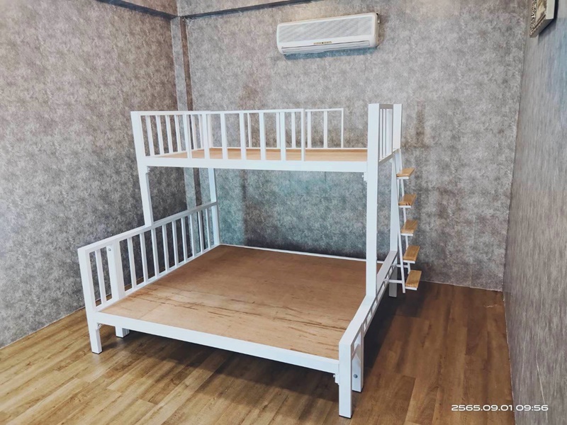 A101 เตียงเหล็ก 2 ชั้น ชั้นล่าง 6ฟุต ชั้นบน 3.5ฟุต