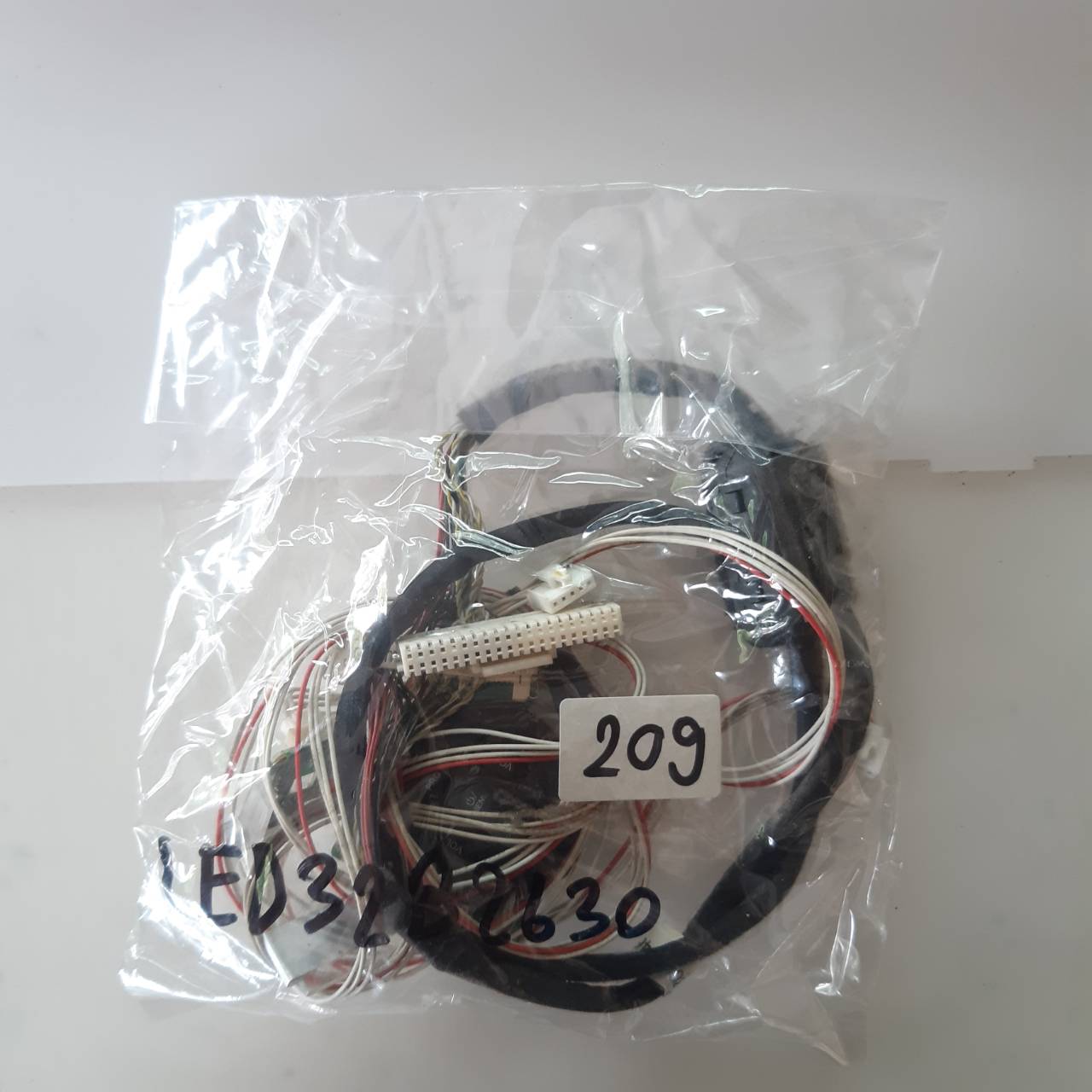 ชุดสายแพร 209 LED32B2630
