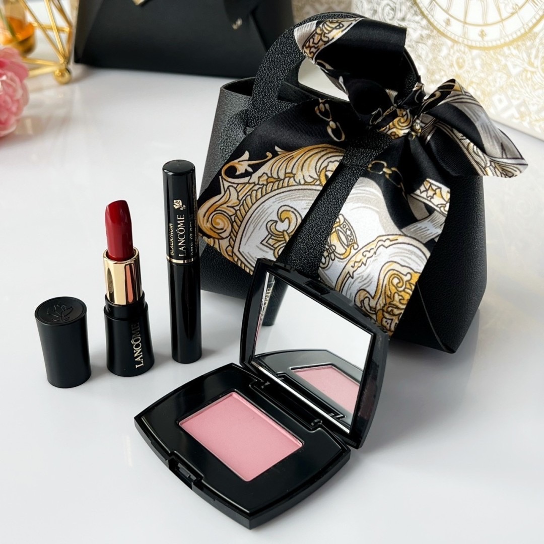 Lancome Beauty Mini Gift Set 3 Items. ( Blush , Mascara & Lip ) แถมฟรีกระเป๋า💗
