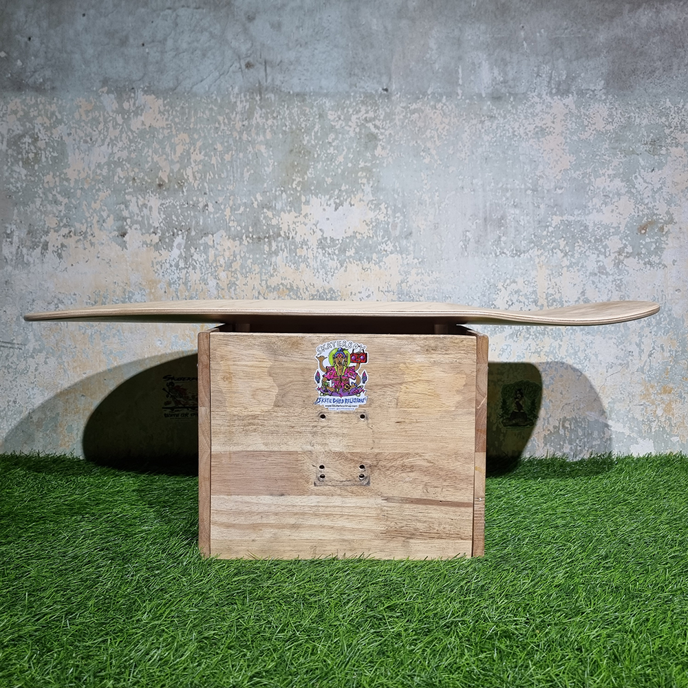 [0301] แผ่นสเก็ตบอร์ด Surf skate ขนาด 30" 32" ทรง Arica สองแบบ เรียบเคิฟเยอะ เคิฟเยอะปรับ WB ได้