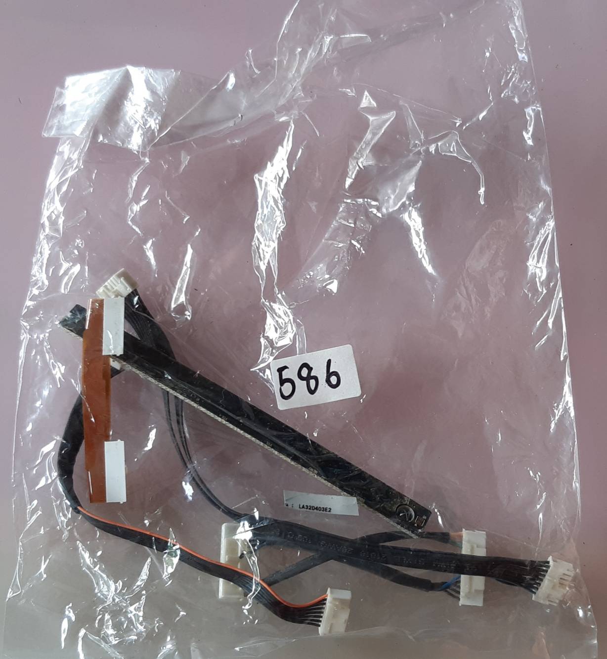 ชุดสายแพร 586 Samsung LA32D403E2