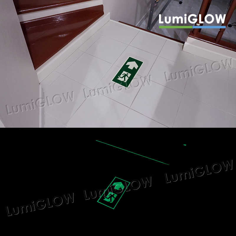 ป้ายทางออกหนีไฟเรืองแสง LumiGLOW มาตรฐาน วสท. 15 x 33 cm (เกรดญี่ปุ่น) เรืองแสงผ่านมาตรฐาน DIN-67510 Class C