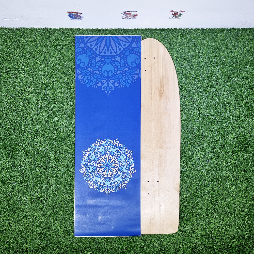 [0303] สติ๊กเกอร์ PVC ติดใต้ท้องบอร์ด ติดง่าย กันน้ำ ลายเรียบๆ