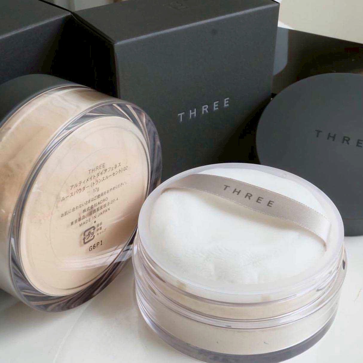 แป้งฝุ่น Three Ultimate Diaphanous Loose Powder 17g. # Translucent 01