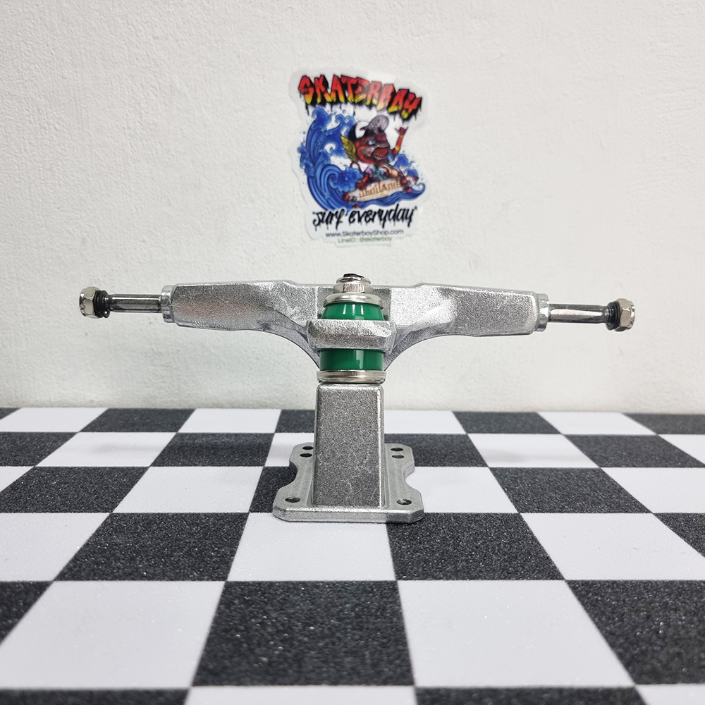 [0306] Surf truck บุช ชิ่ง เหลี่ยม 6.25 นิ้ว สูง 3.25นิ้ว Eys เหล็กหนาแข็งแรง