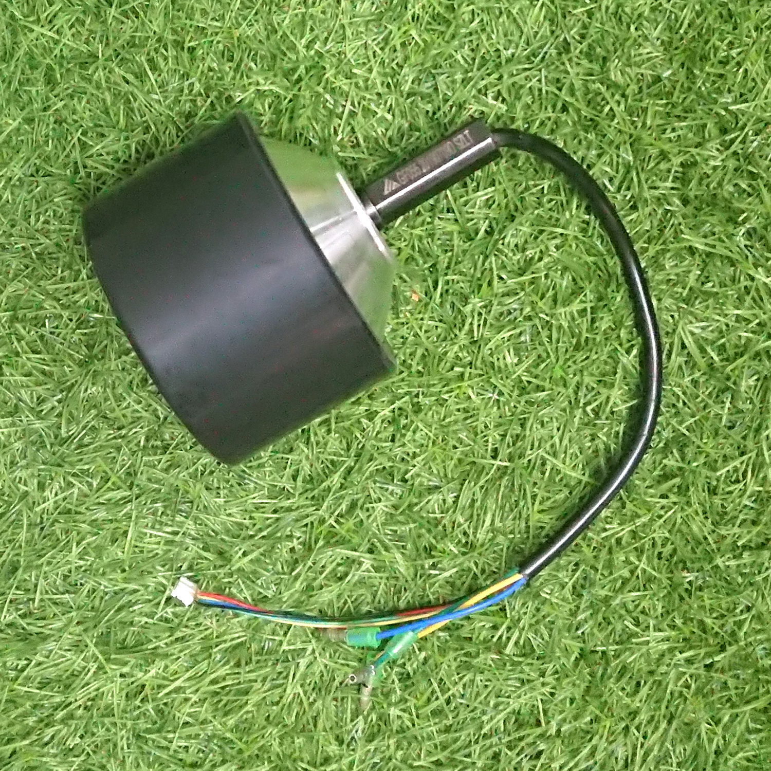 [0502] ล้อมอเตอร์ สเก็ตบอร์ดไฟฟ้า V3 ขนาด 75/90mm รองรับแบต 24/36V ยางหนา เปลี่ยนยางได้ ทน