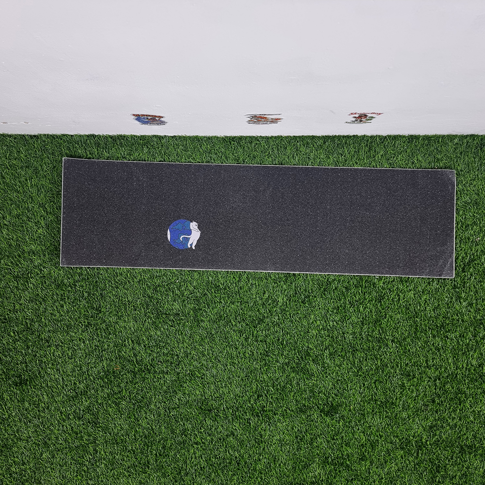 [0304] สติ๊กเกอร์กระดาษทราย 85x23cm ลายแมวครองโลก