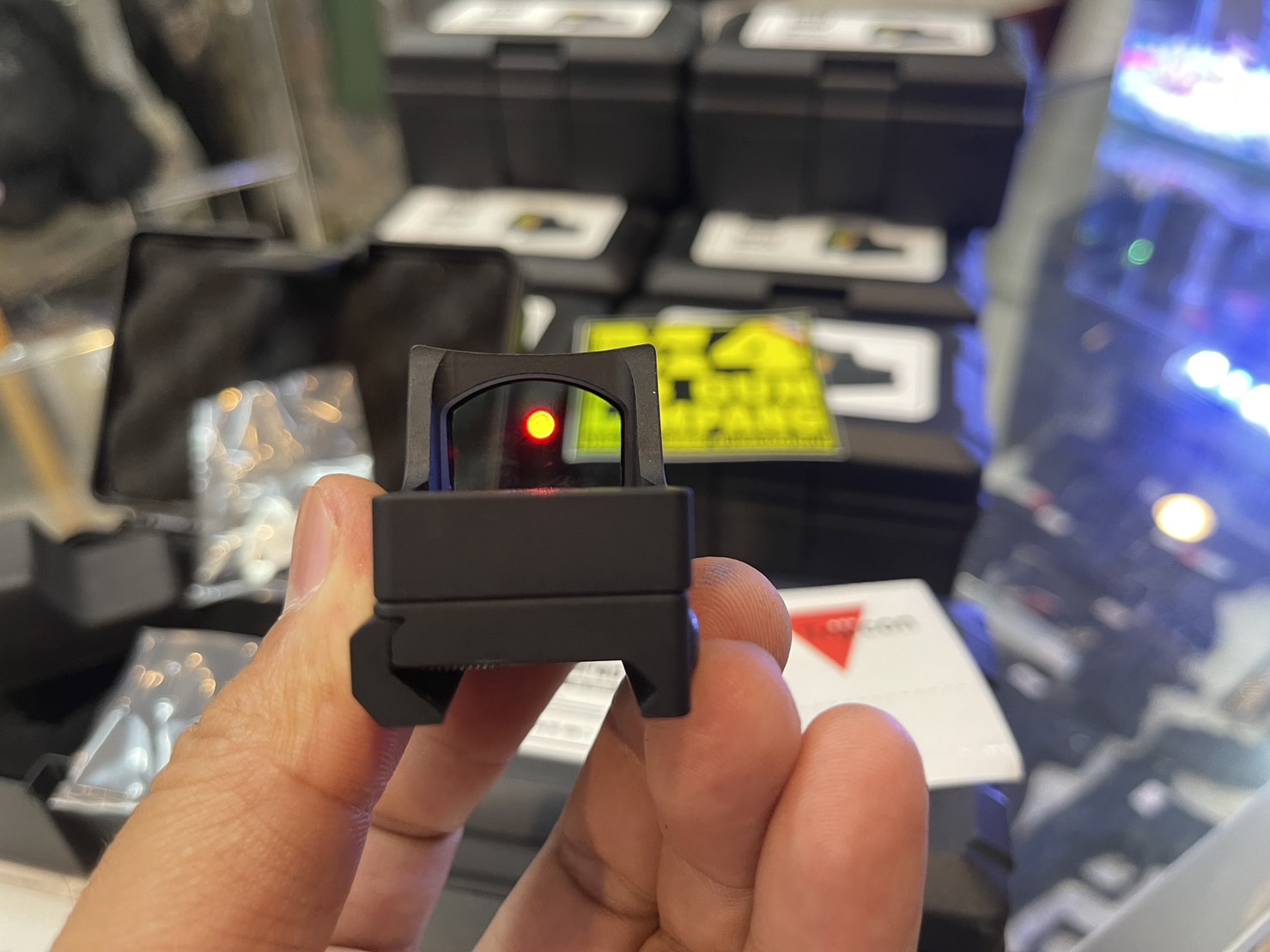 Dot:IMPACT REDDOT TRIJICON RMR กล้องจุดแดง มีขาจับสำหรับปืนสั้น
