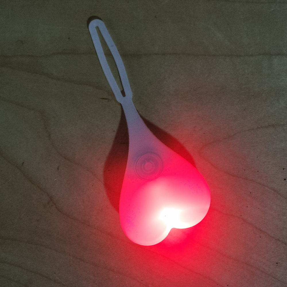 [0901] ไฟท้ายจักรยาน รูปไข่ ใส่ถ่าน กันน้ำ ห้อยใต้เบาะ ห้อยกระเป๋า เพิ่มความปลอดภัย เดินทางกลางคืน