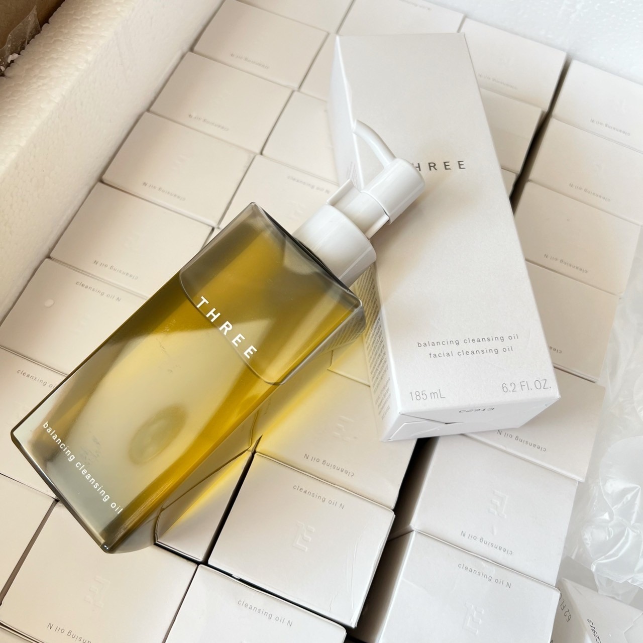 Three Balancing Cleansing Oil N 185 ml Exp. 02/2026