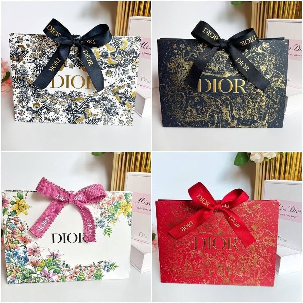 เซ็ทน้ำหอมจิ๋ว Miss Dior Blooming Bouquet Miniature Set 3 Items (Perfume Bracelet Choker & Lip Gloss)