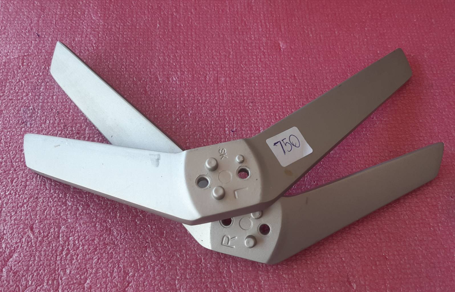 อันที่ 750 ขาทีวี SHARP 2T-C45AE1X