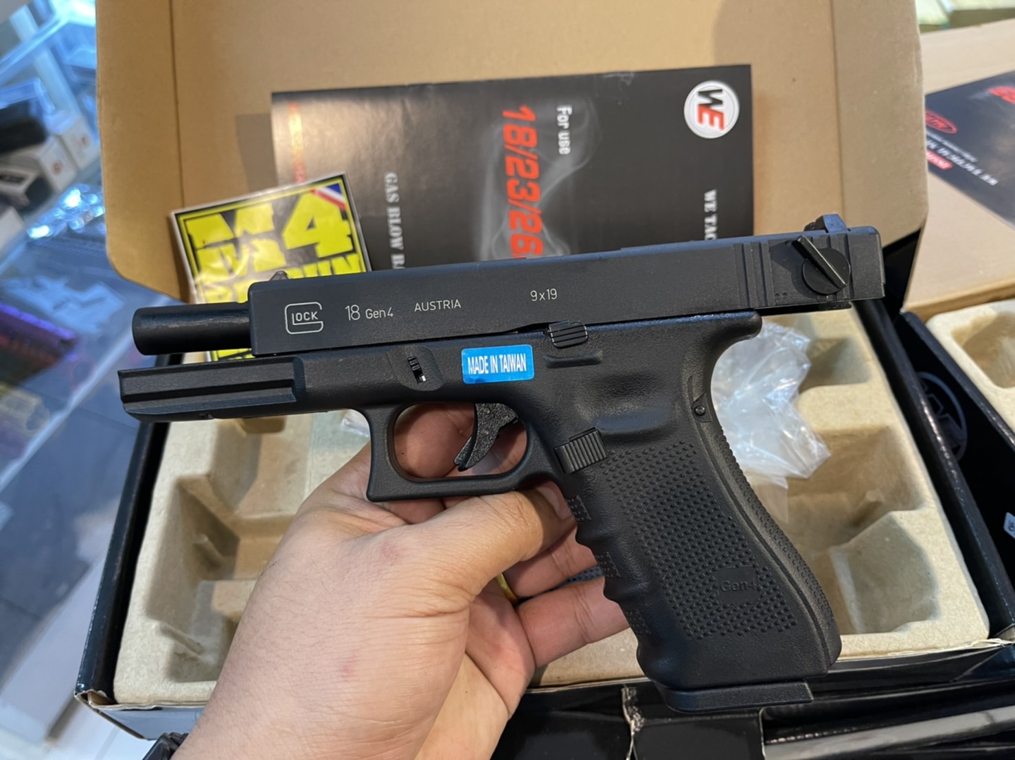 WE Glock18 Gen4 (Full Auto) – สีดำ