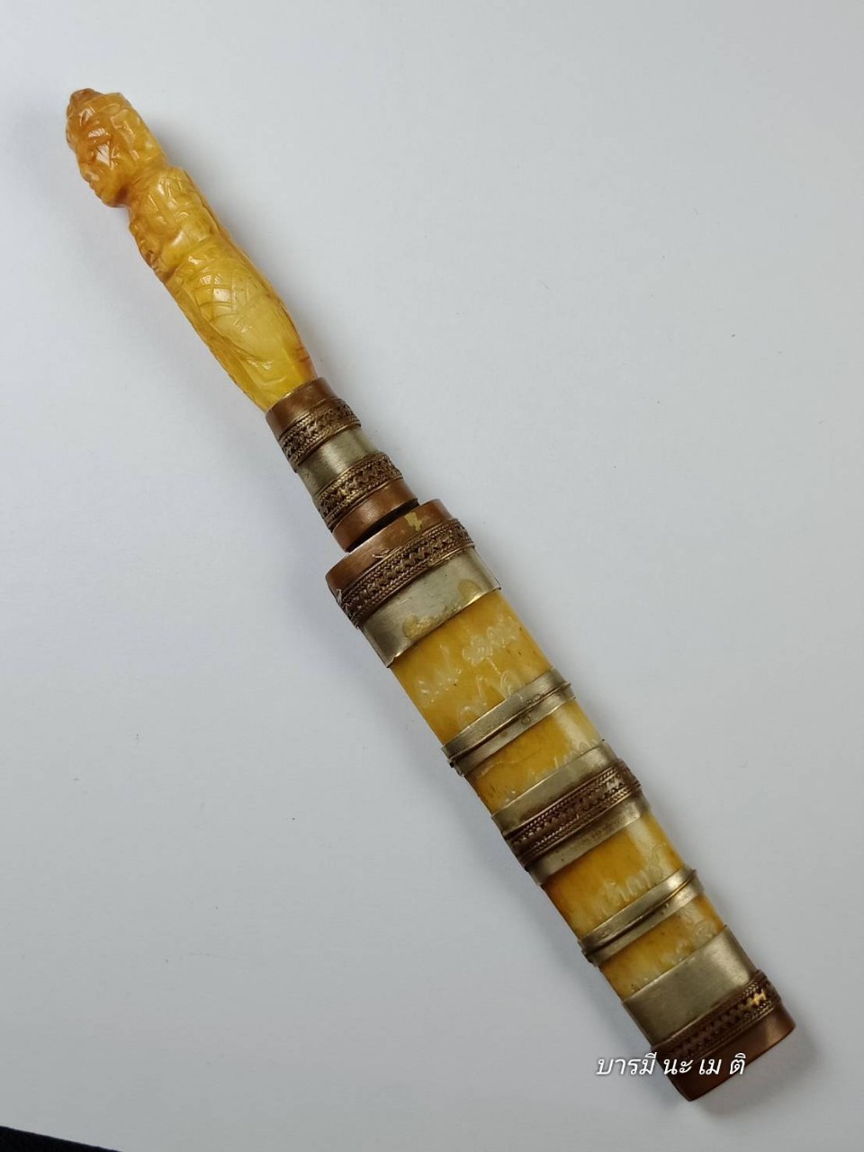 มีดหมอ ด้ามแกะท้าวเวสสุวรรณ หลวงปู่หงษ์