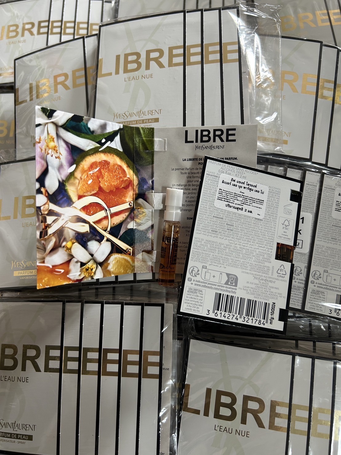 YSL LIBRE L'EAU NUE PARFUM DE PEAU Vial 2 ml x 6 pcs