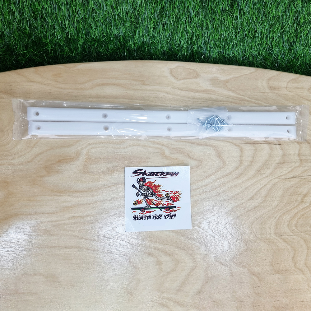 0302 rail guard skateboard ใช้ติดใต้แผ่นสเก็ตบอร์ดกันรอย มีน็อตมาให้ สายรูดราวต้องมี