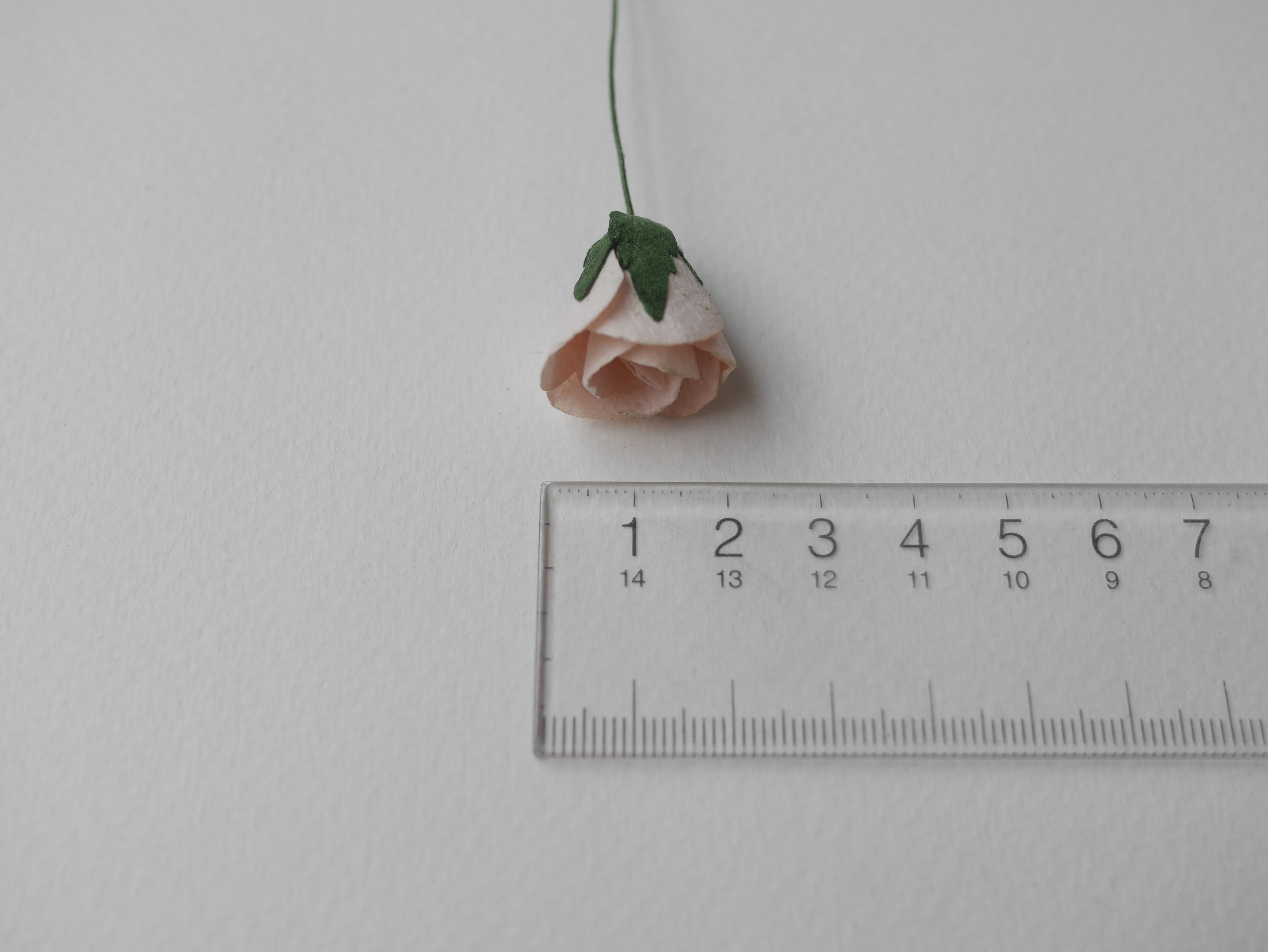 ดอกไม้กระดาษสา ดอกไม้กระดาษสา จตุจักร งานประดิษฐ์ ดอกไม้ทำข้อมือเพื่อนเจ้าสาว แต่งงาน, ดอกกุหลาบตูม 50 ดอก สีชมพูอ่อน ขนาด 1.8x2.0 cm. paper flowers, budding roses flower 1.8 x2.0 cm. 50 pieces. pale pink color