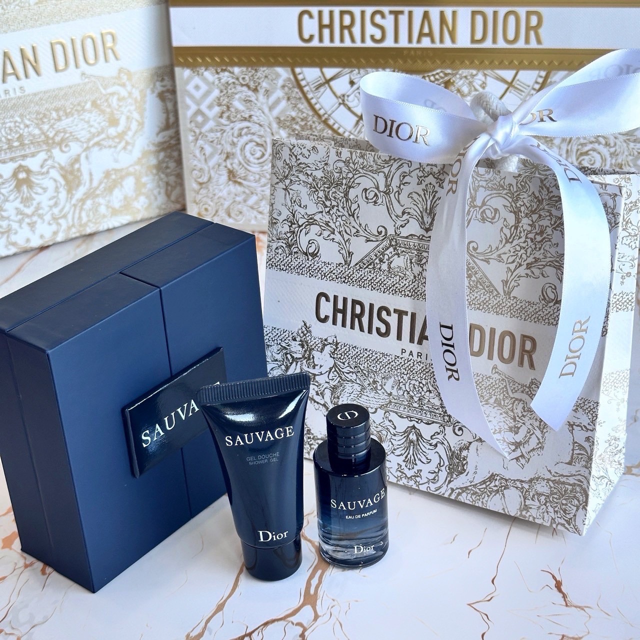เซ็ทน้ำหอมจิ๋ว Dior Sauvage EDP Mini Gift Set New Packaging 2025 🔥