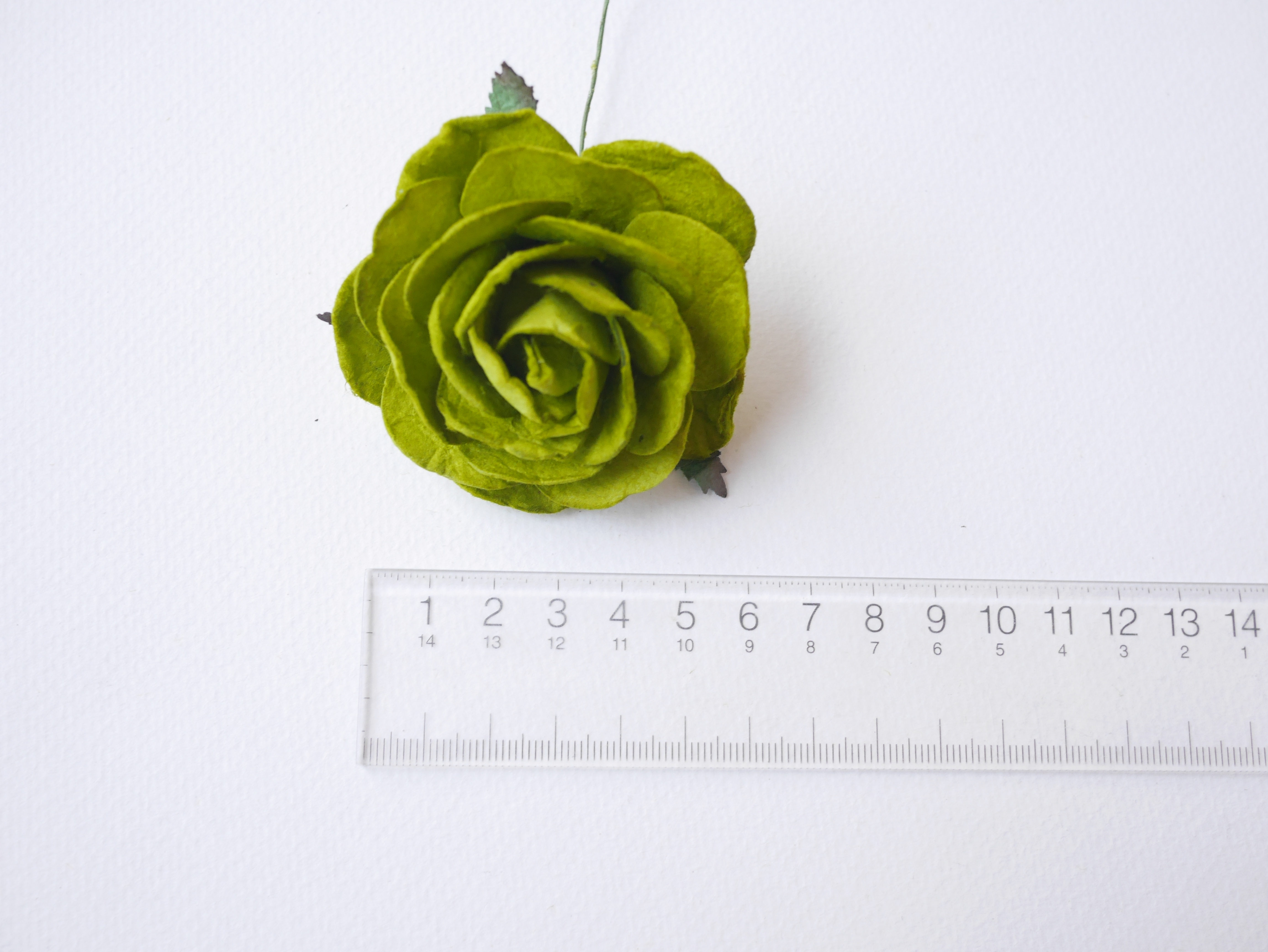 ดอกไม้กระดาษสา ขนาด 6.5 cm., สำหรับของชำร่วย, งานแต่งงาน, สีเขียว #158 color. Paper flower, handmade flowers supplies, wedding decoration:10 Pieces mulberry rose, 6.5 cm. green color.