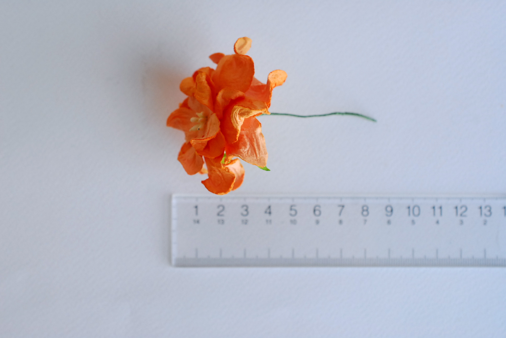 ดอกไม้กระดาษสา ราคาส่ง, ดอกการเดนเนียกระดาษสา ดอกไม้ประดิษฐ์ ตกแต่งงานแต่งงาน ประดิษฐ์ข้อมือเพื่อนเจ้าสาว ขนา่ด 5.5 cm., สำหรับของชำร่วย, งานแต่งงาน, ดอกไม้ทำข้อมือเจ้าสาว สีส้ม จำนวน 25 ดอก Paper flower,25 Pieces mulberry gardenia flowers supplies