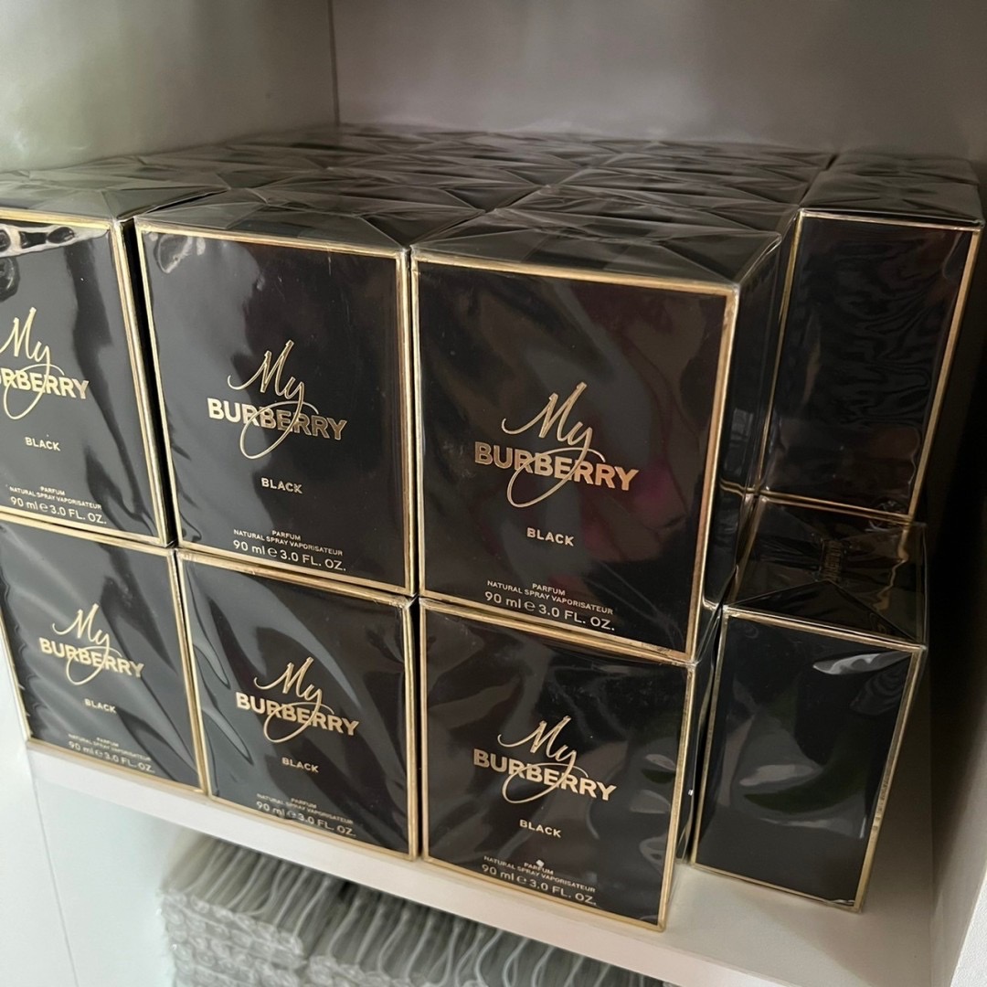 BURBERRY My Burberry Black Parfum 90 ml (Counter Box)