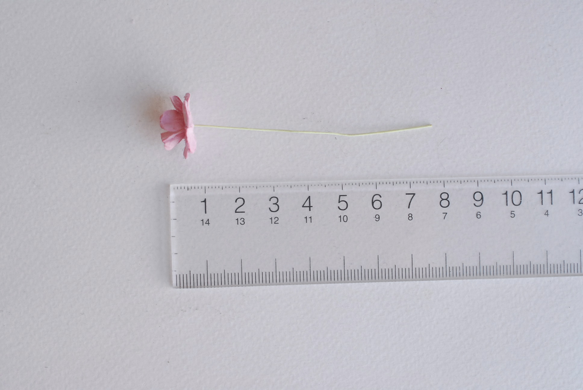 ดอกไม้กระดาษสา ราคาส่ง, ดอกไฮเดรนเยียกระดาษสา ดอกไม้ประดิษฐ์ ตกแต่งงานแต่งงาน ประดิษฐ์ข้อมือ เพื่อนเจ้าสาว ขนา่ด 1.5 cm., สำหรับของชำร่วย, งานแต่งงาน, ดอกไม้ทำข้อมือเจ้าสาว สีชมพูตุ่น จำนวน 100 ดอก Paper flower,100 Pieces mulberry hydenyia, maroon pink co