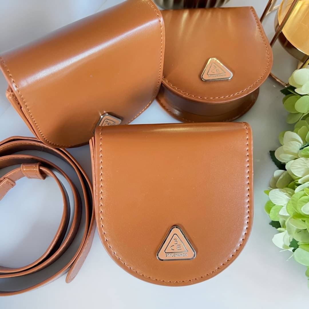 กระเป๋าคาดเอว 3ce - Belt Bag สีน้ำตาล