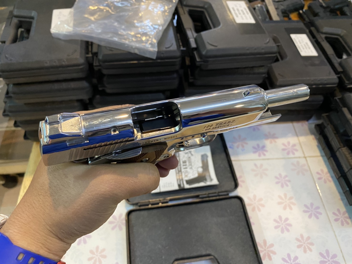 KUZEY M1911 ลาย Government ลำกล้อง 4" เงินเงา