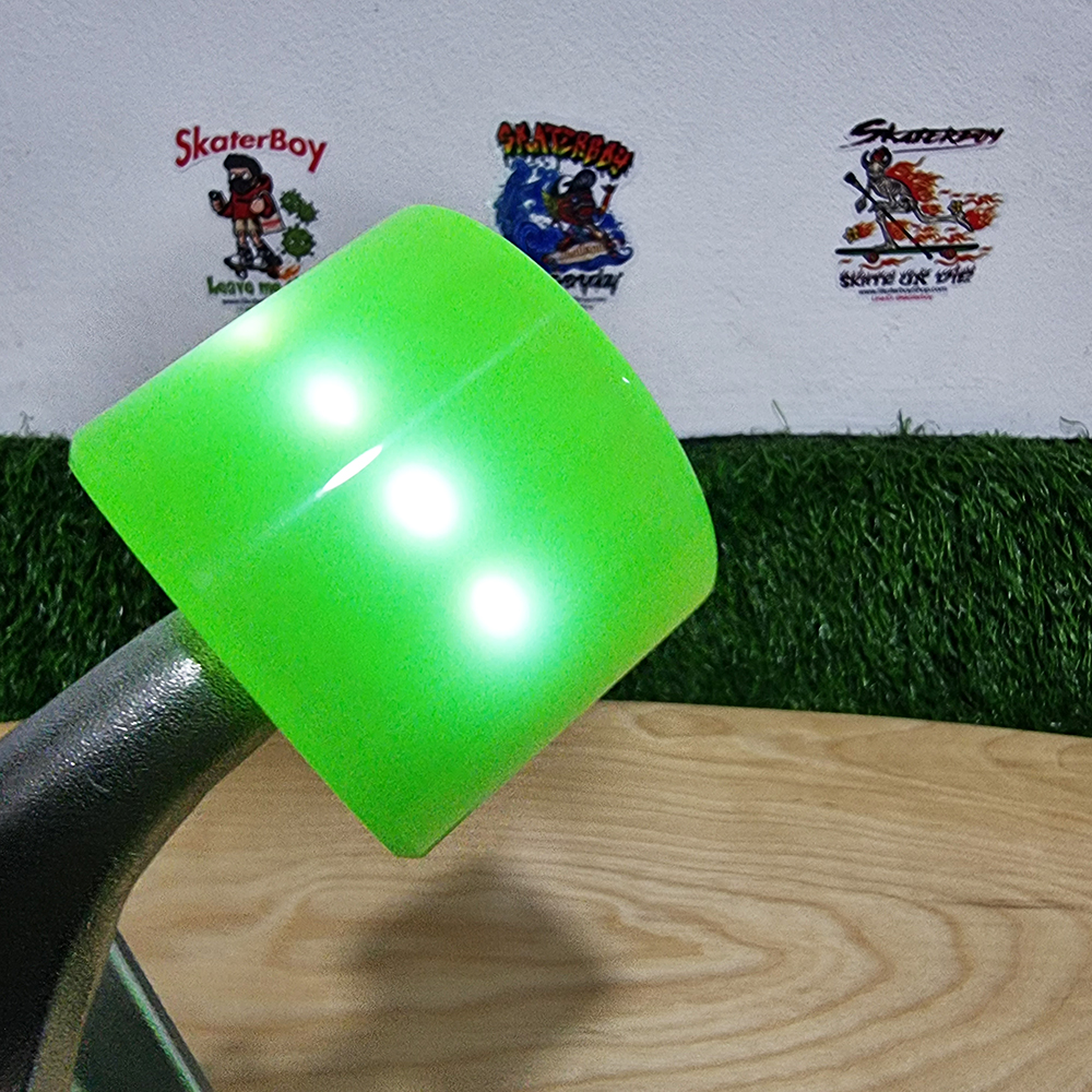 [0316][ลด50%] ล้อสเก็ตบอร์ด สีตามล้อไฟด้านในสีขาว 63x50mm 78A skateboard wheels