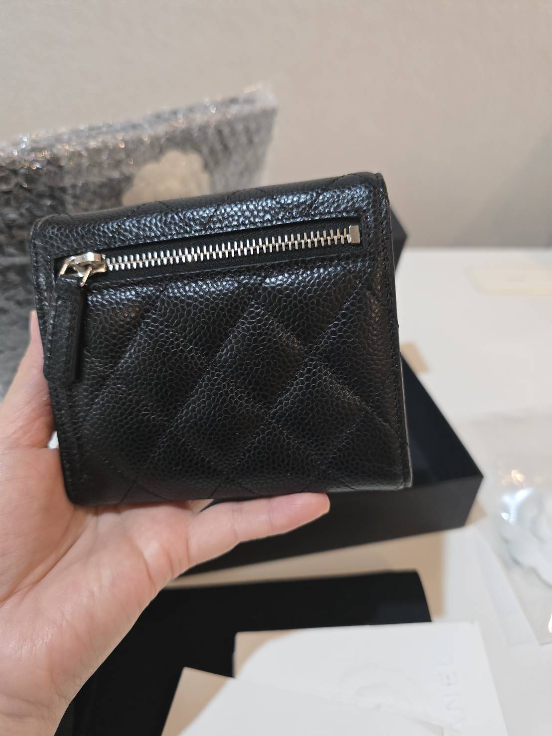 Used Like New Chanel Trifold Wallet SHW 24P Year 2024 0 กก.
