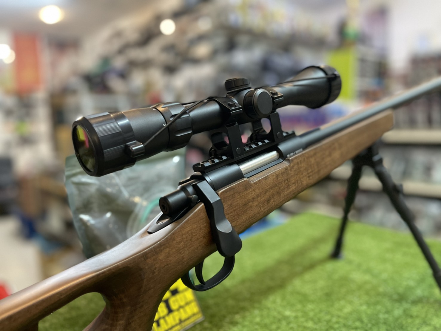 Double Bell 204-1 VSR-10 Varmint Thumbhole