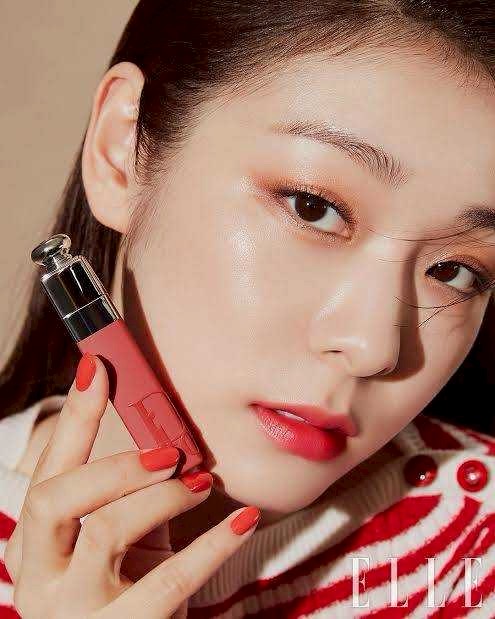 ลิปจุ่ม Dior Addict Lip Tint No-Transfer Lip Tint 5 ml # 661 Natural Hibiscus