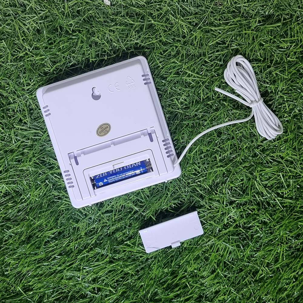 [1001] เครื่องวัดอุณหภูมิความชิ้นดิจิตอล เทอร์โมมิเตอร์ พร้อมนาฬิกา HTC2 แบบมีสายวัดTemp ภายนอก