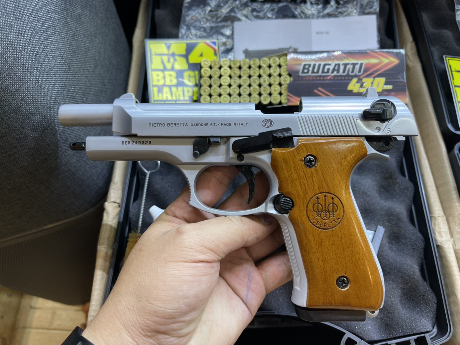 RETAY บาเรทต้า MOD 92 บรอนซ์เงิน ด้าม ไม้