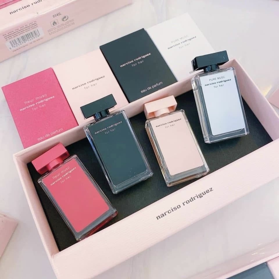 เซ็ทน้ำหอมจิ๋ว Narciso Rodriguez for her miniature set (7.5ml x 4) หัวแต้ม