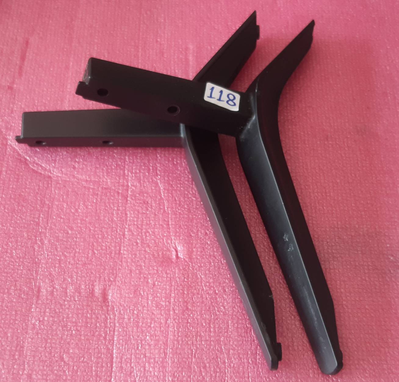 อันที่ 118 ขาทีวี Skyworth 43E2000 1020-UB20AA00-PA