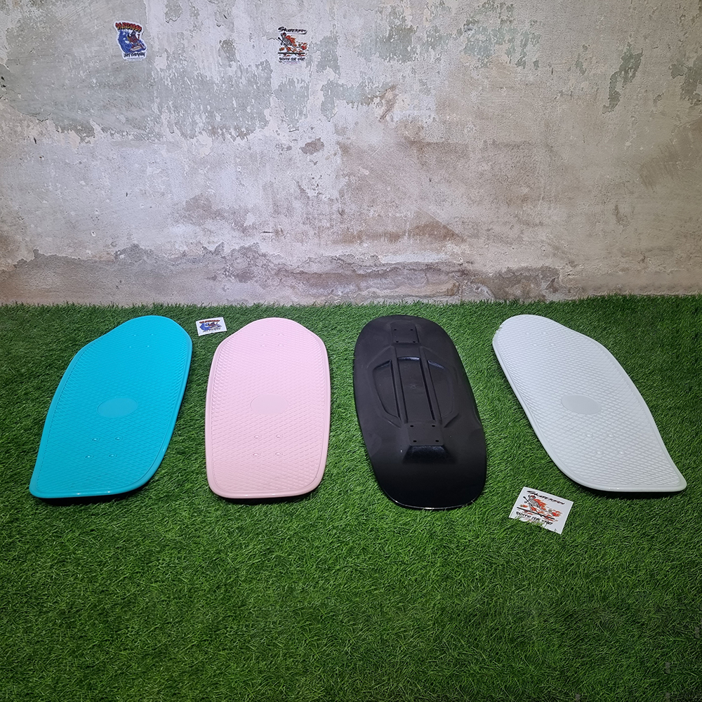 [0301] บอร์ดพลาสติก surf skate ยาว29" เคิฟเยอะ น้ำหนักเบา สายเท้าเปล่า เด็กน้อย