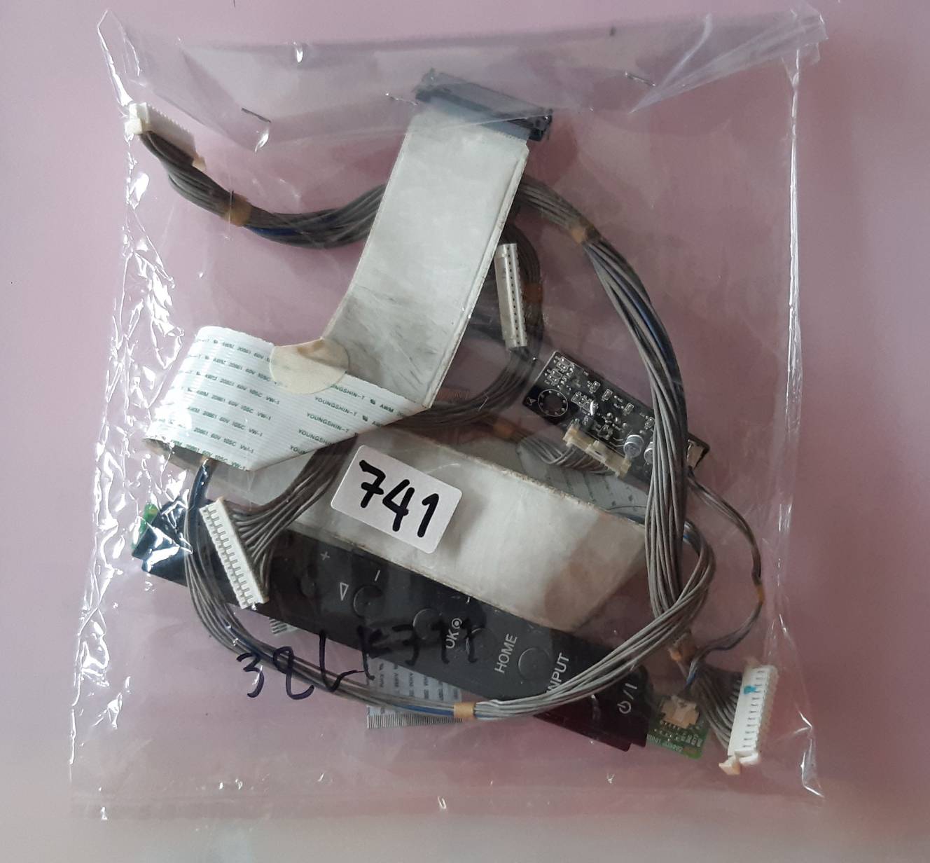 ชุดสายแพร 741 LG 32LK311