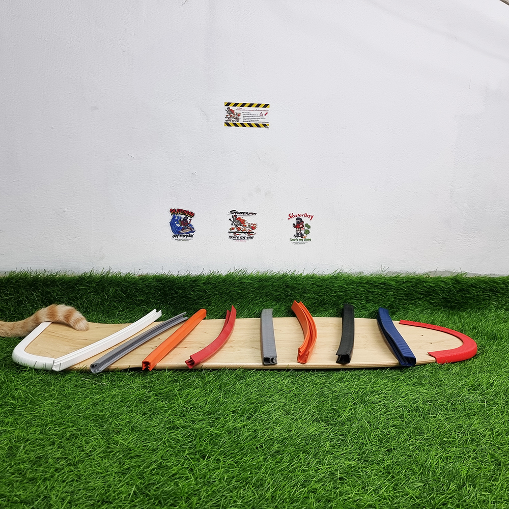 [0302][ลด50%] ขอบยางกันกระแทก แบบบาง แบบหนา เสริมแผ่นเหล็ก ยาวประมาณ 30cm