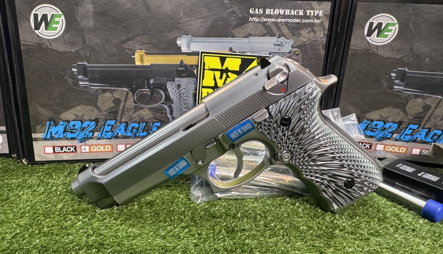 WE M92 EAGLE Full Auto GBB (Silver)