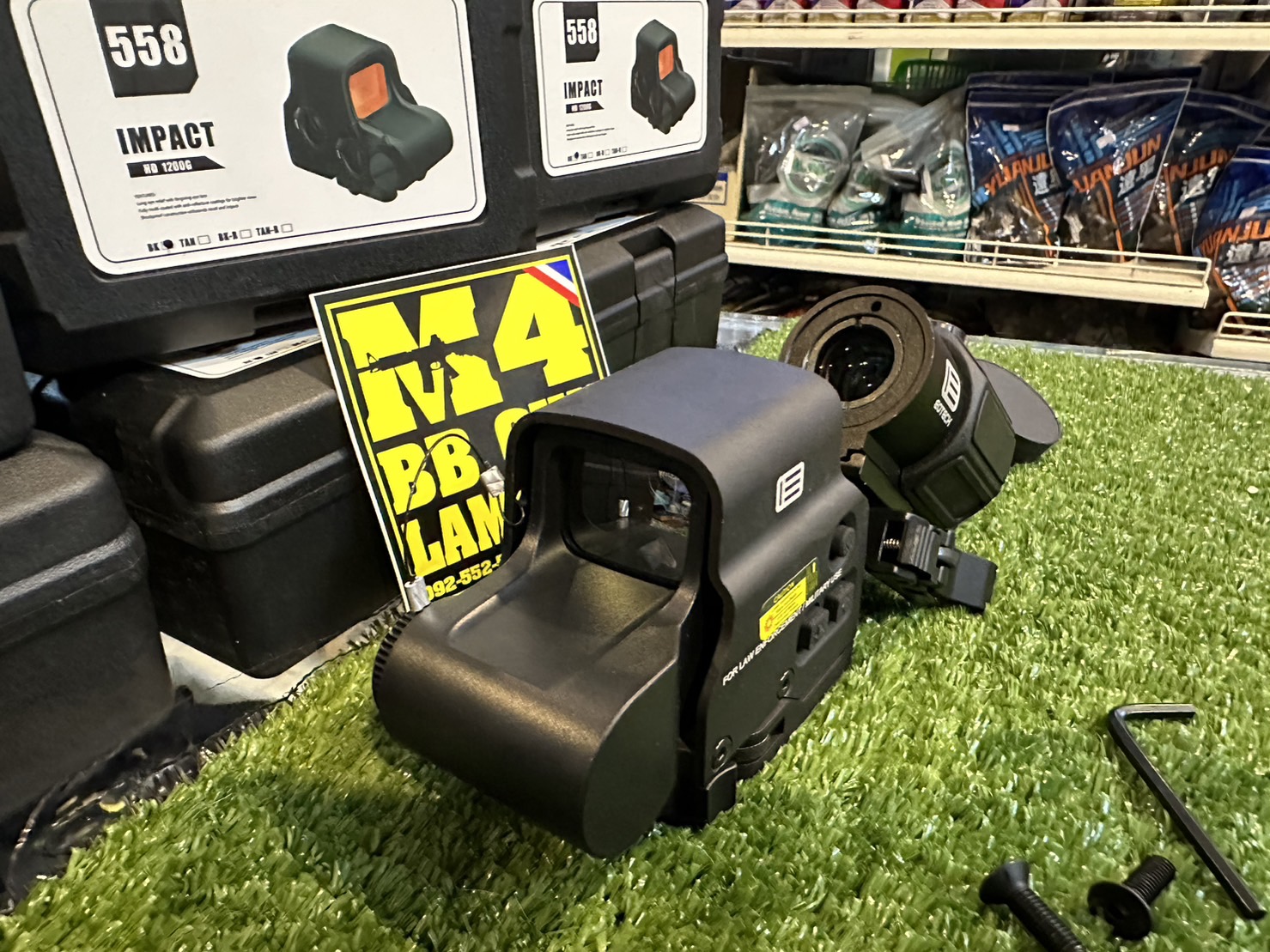 Dot: ชุด EOTECH 558+ซูมหลัง