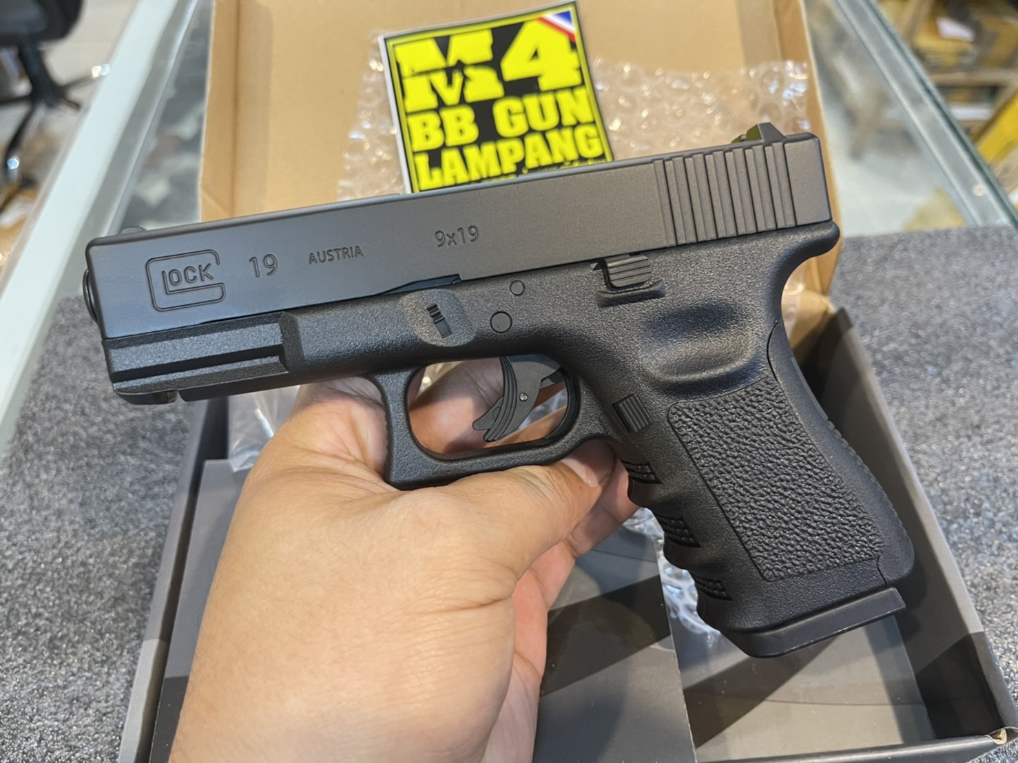 Classical Gun Glock19 ฟูลมาร์คกิ้ง Co2