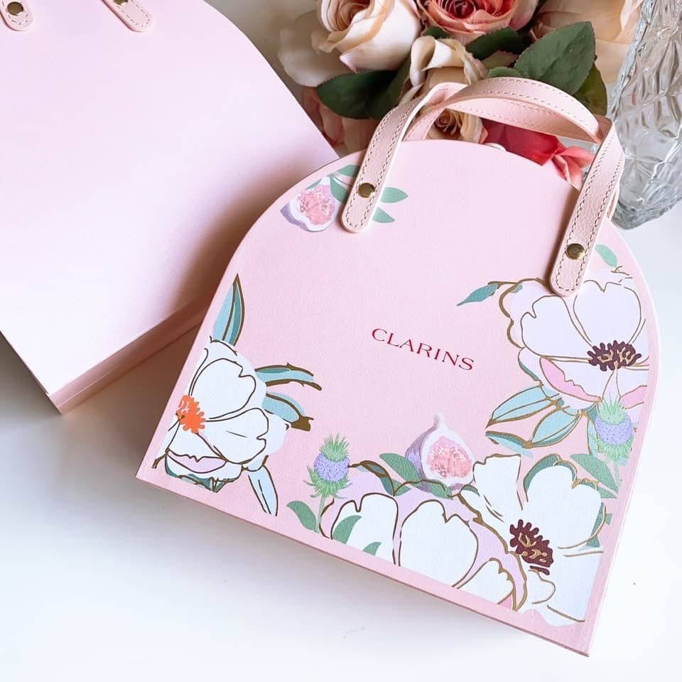 กระเป๋าเครื่องสำอาง Clarins Peach Hand Bag สีพีช