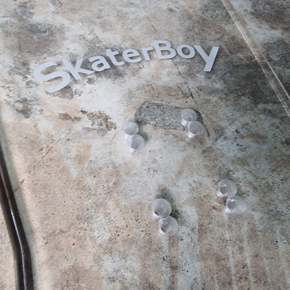 [0301] แผ่นสเก็ตบอร์ด อคิลิค หนา15mm 32-34นิ้ว เก็บขอบมน 3ทรง