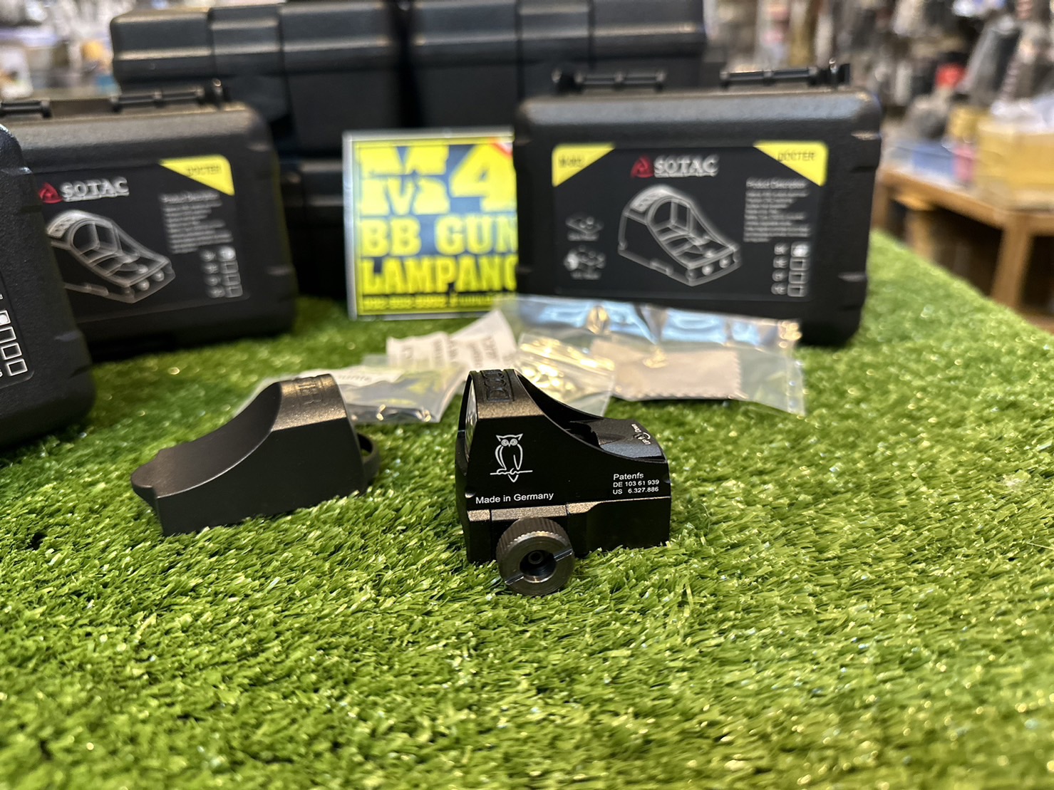 Dot: SOTAC M-003 DOCTER