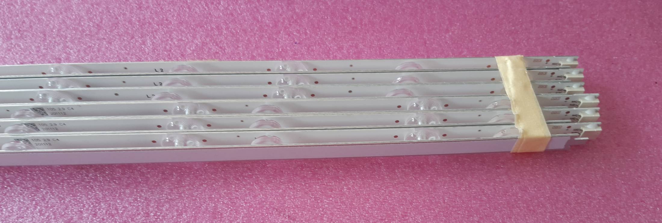 หลอดใหม่อันที่ 152 47LA623 LG 47LN519C 47LP360C 47LN549E 47LN6150 47E5ERS ใช้หลอดรุ่นเดียวกัน 9ดวง6แถว 2ท่อน